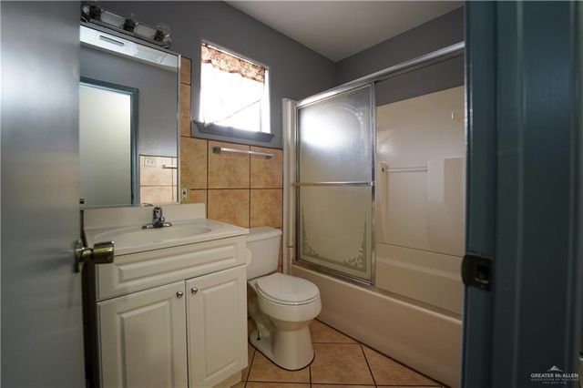 204 E Gomez Drive, San Juan, TX 78589