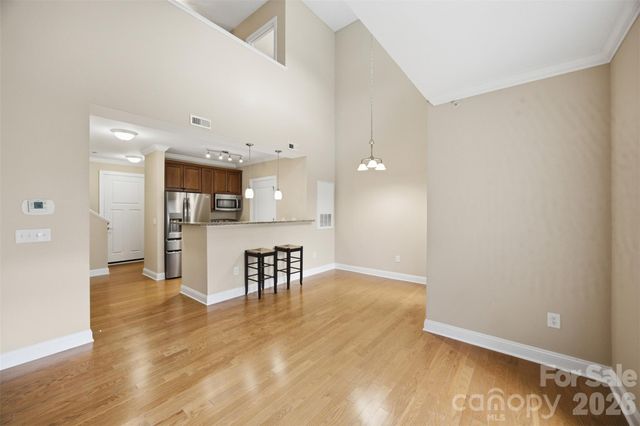 301 E Tremont Avenue 318, Charlotte, NC 28203
