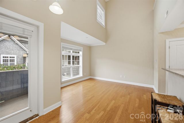 301 E Tremont Avenue 318, Charlotte, NC 28203