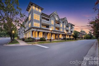 301 E Tremont Avenue 318, Charlotte, NC 28203