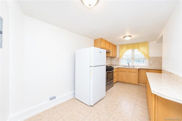2118 E 26th Street, Brooklyn, NY 11229