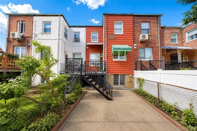 2118 E 26th Street, Brooklyn, NY 11229