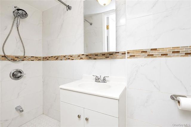2118 E 26th Street, Brooklyn, NY 11229