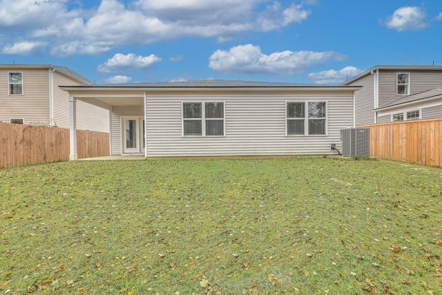 239 W Bradford Pointe Drive, Summerville, SC 29483