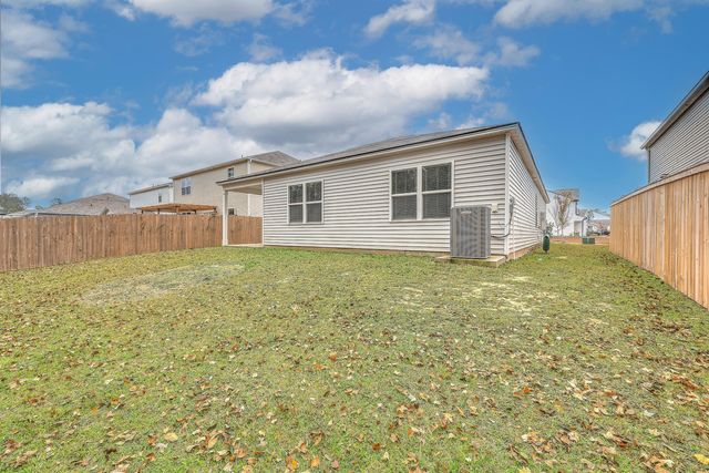 239 W Bradford Pointe Drive, Summerville, SC 29483