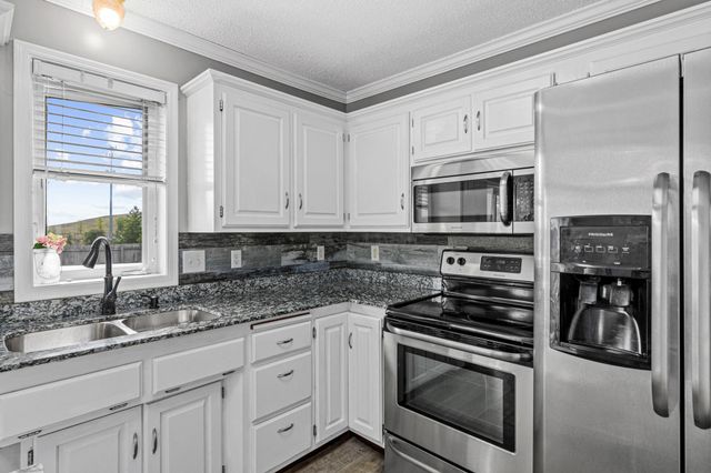 6480 153rd Way NW, Ramsey, MN 55303