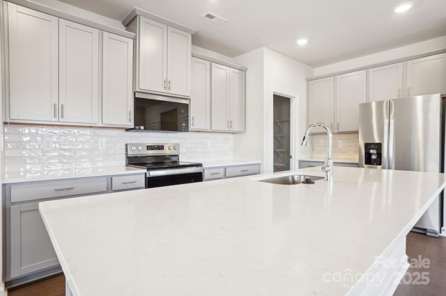 1249 30th Street Lane NE, Conover, NC 28613