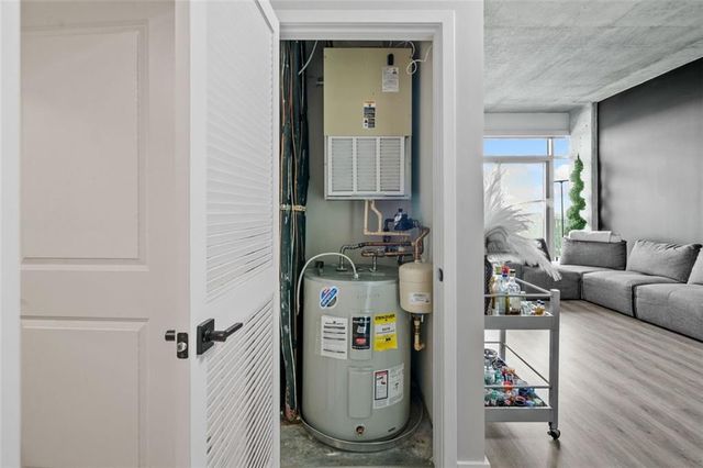 250 Pharr NE Road 1814, Atlanta, GA 30305