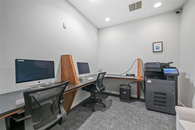 250 Pharr NE Road 1814, Atlanta, GA 30305