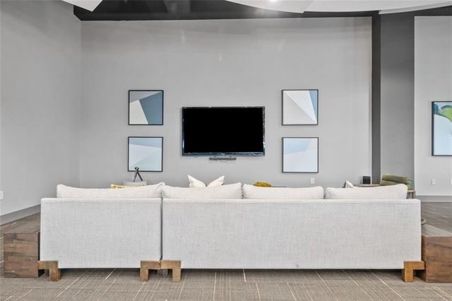 250 Pharr NE Road 1814, Atlanta, GA 30305