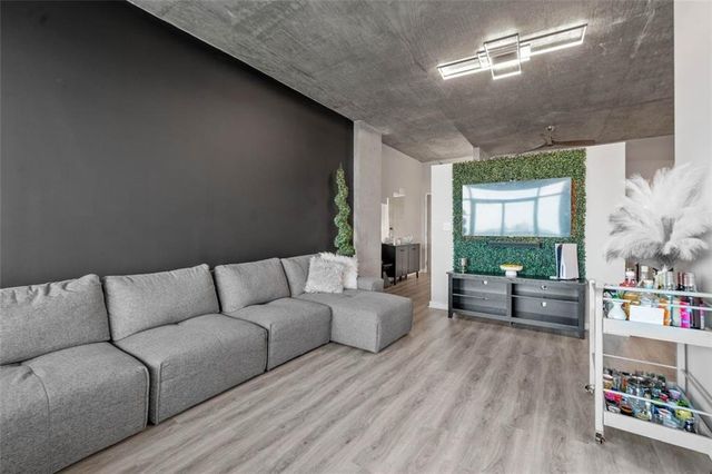 250 Pharr NE Road 1814, Atlanta, GA 30305