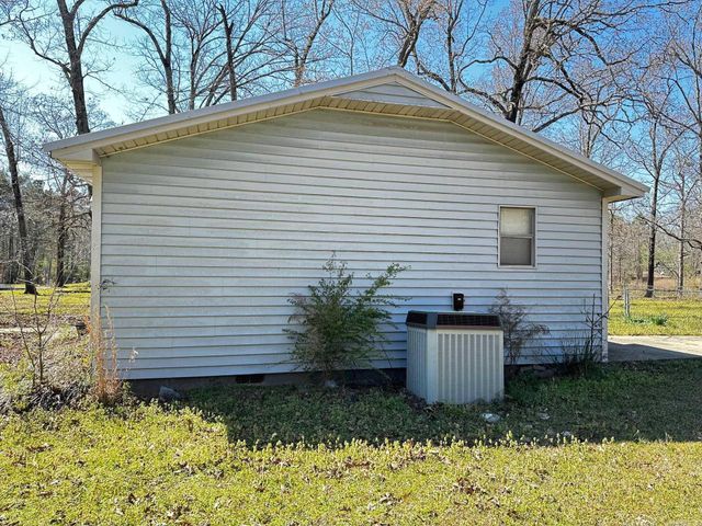 8221 Shannon Road, Pine Bluff, AR 71603