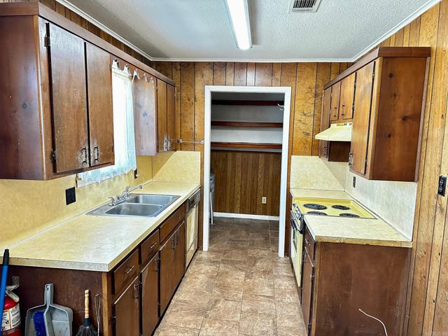 8221 Shannon Road, Pine Bluff, AR 71603