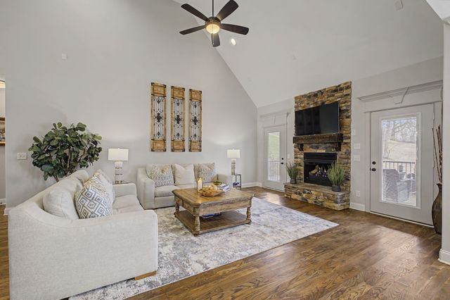 119 Dobson Knob Trl, Nolensville, TN 37135