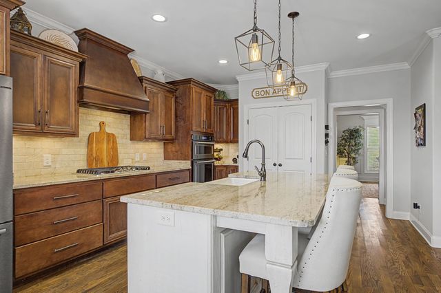 119 Dobson Knob Trl, Nolensville, TN 37135