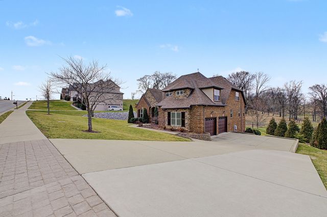 119 Dobson Knob Trl, Nolensville, TN 37135