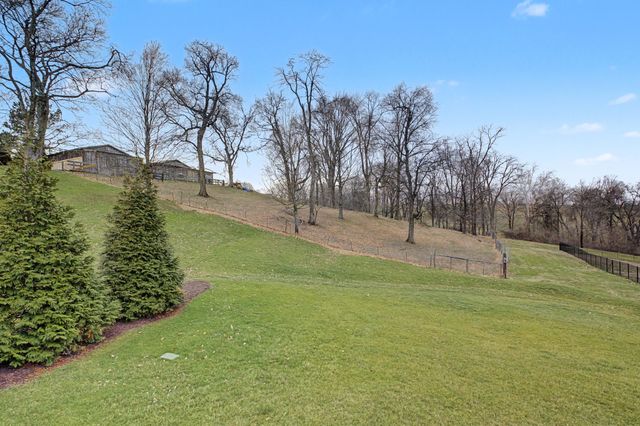 119 Dobson Knob Trl, Nolensville, TN 37135