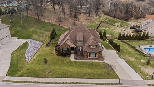 119 Dobson Knob Trl, Nolensville, TN 37135