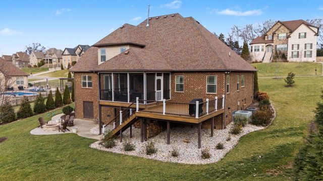 119 Dobson Knob Trl, Nolensville, TN 37135