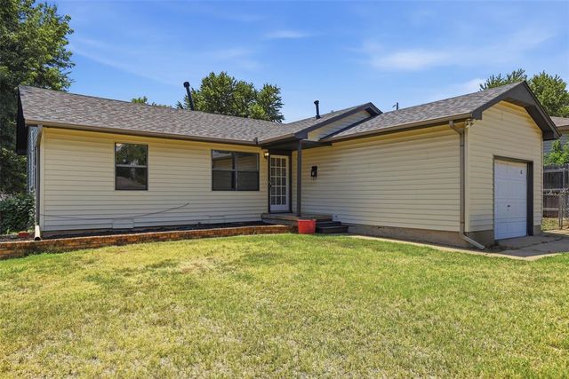 102 Belisle Avenue, Yukon, OK 73099