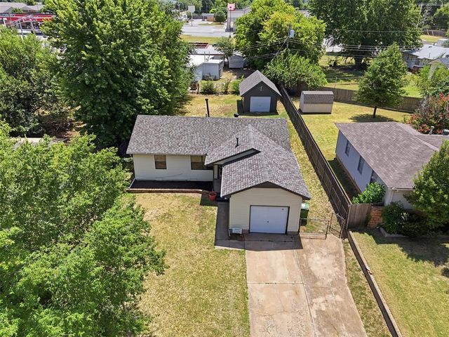 102 Belisle Avenue, Yukon, OK 73099