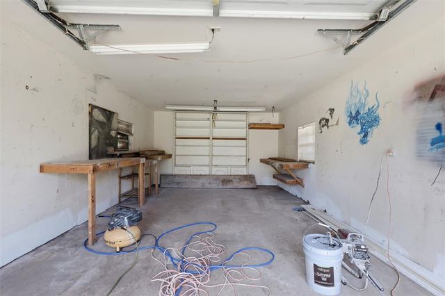 102 Belisle Avenue, Yukon, OK 73099