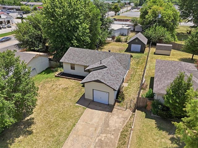 102 Belisle Avenue, Yukon, OK 73099