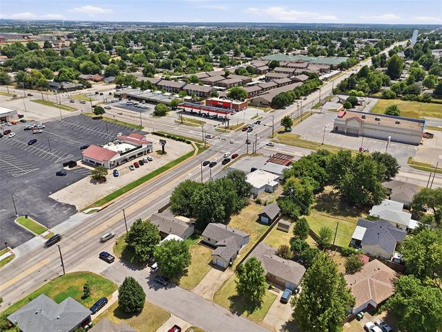 102 Belisle Avenue, Yukon, OK 73099
