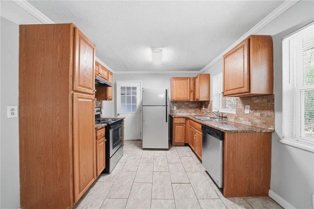 3986 Kirksford Drive, Decatur, GA 30035