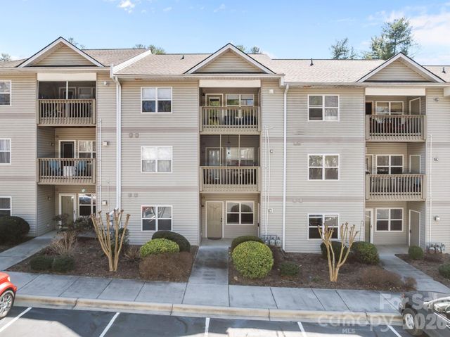 704 Carlyle Way, Asheville, NC 28803