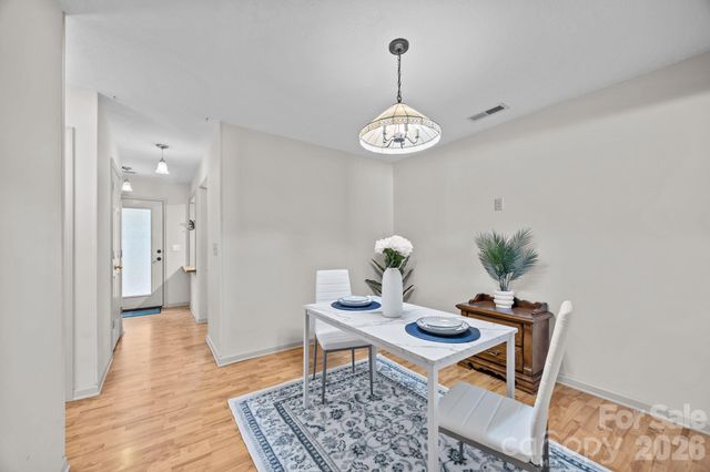 704 Carlyle Way, Asheville, NC 28803