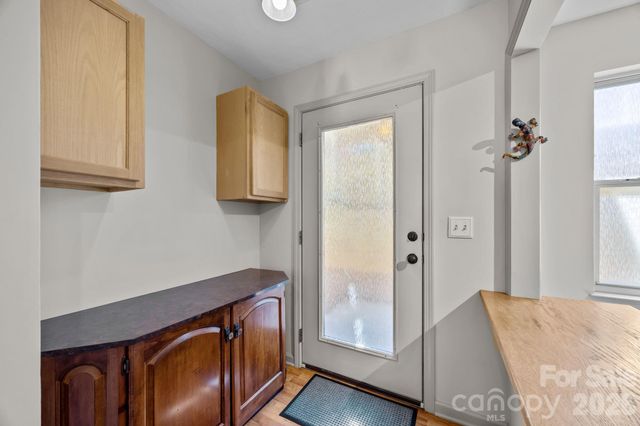 704 Carlyle Way, Asheville, NC 28803