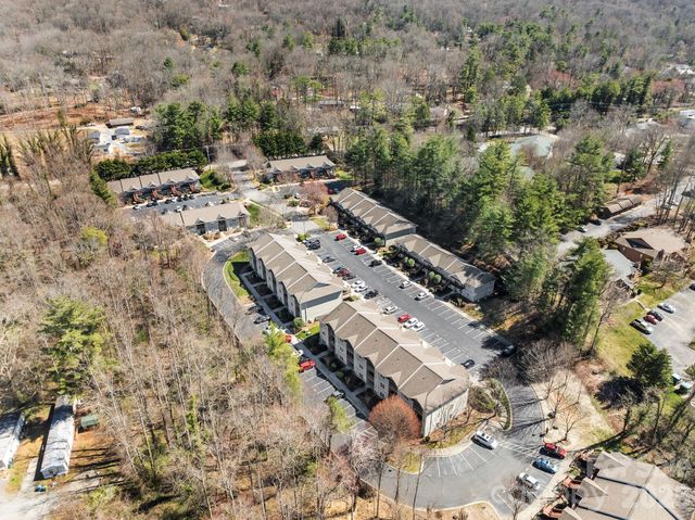 704 Carlyle Way, Asheville, NC 28803