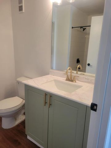 4815 Via Palm Lake 1401, West Palm Beach, FL 33417