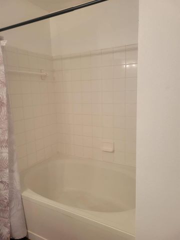 4815 Via Palm Lake 1401, West Palm Beach, FL 33417