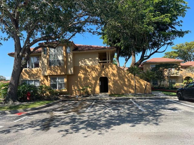 4815 Via Palm Lake 1401, West Palm Beach, FL 33417