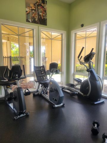 4815 Via Palm Lake 1401, West Palm Beach, FL 33417