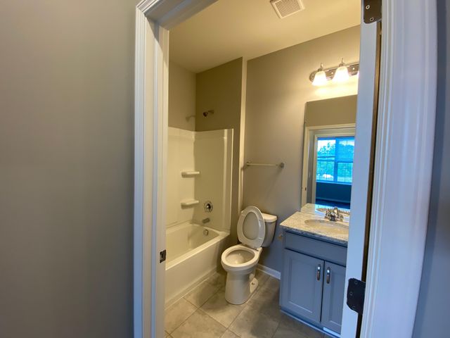 2757 Polson Street, Ann Arbor, MI 48105