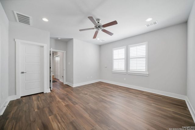 223 Claremont Ave Unit 101, San Antonio, TX 78209