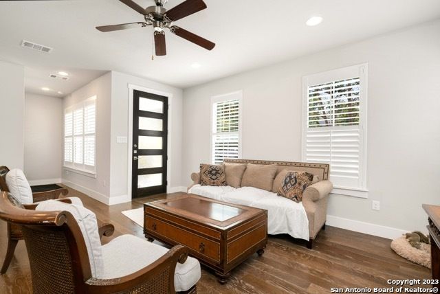223 Claremont Ave Unit 101, San Antonio, TX 78209