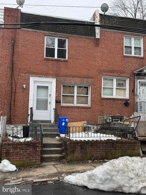 318 FERN ST, Darby, PA 19023