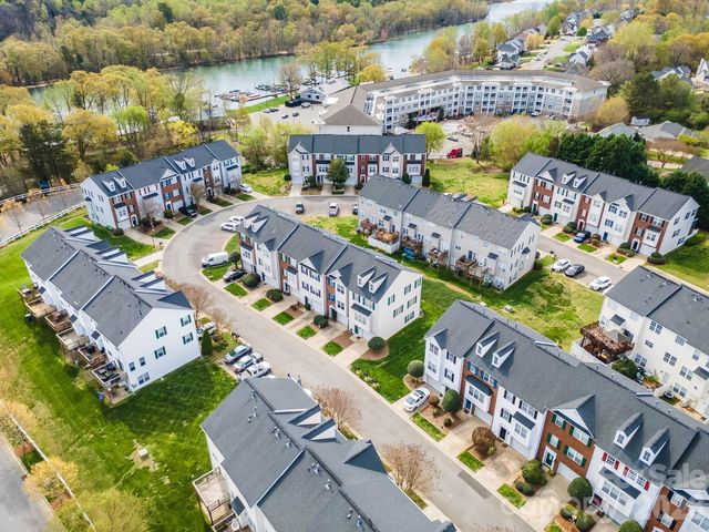 128 Rock Ridge Lane, Mount Holly, NC 28120