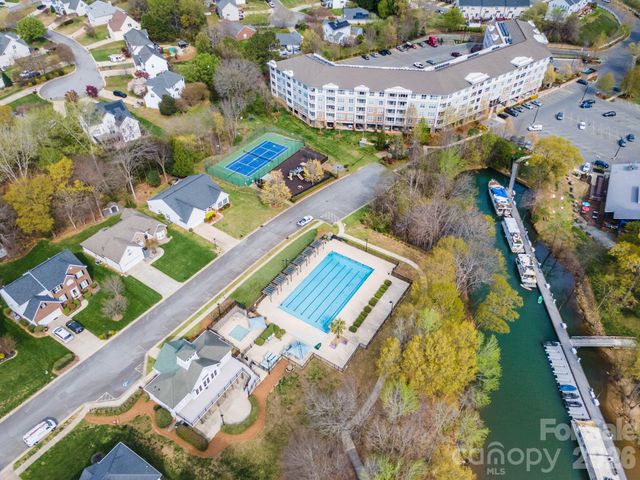 128 Rock Ridge Lane, Mount Holly, NC 28120