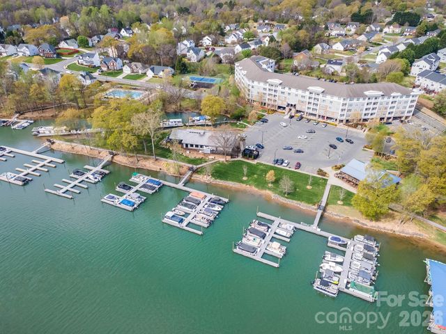 128 Rock Ridge Lane, Mount Holly, NC 28120