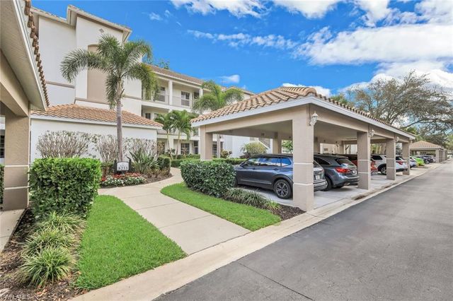 8253 Parkstone PL 206, Naples, FL 34120