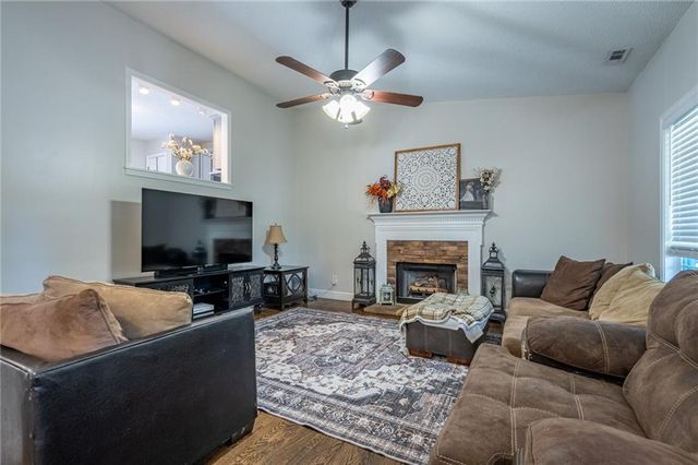 731 Calloway Drive, Rockmart, GA 30153