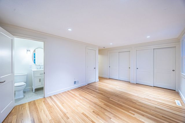85 Woodland Rd, Boston, MA 02130