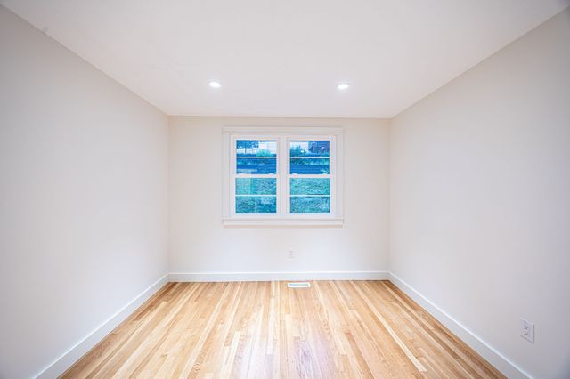 85 Woodland Rd, Boston, MA 02130