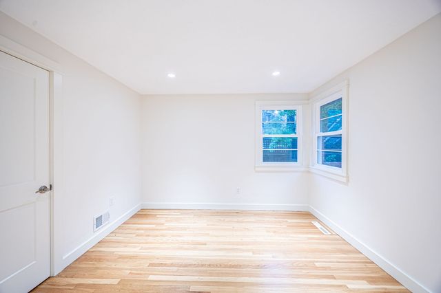 85 Woodland Rd, Boston, MA 02130