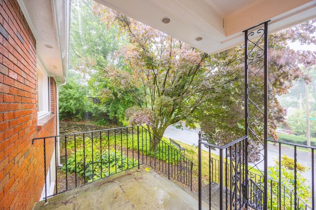 85 Woodland Rd, Boston, MA 02130